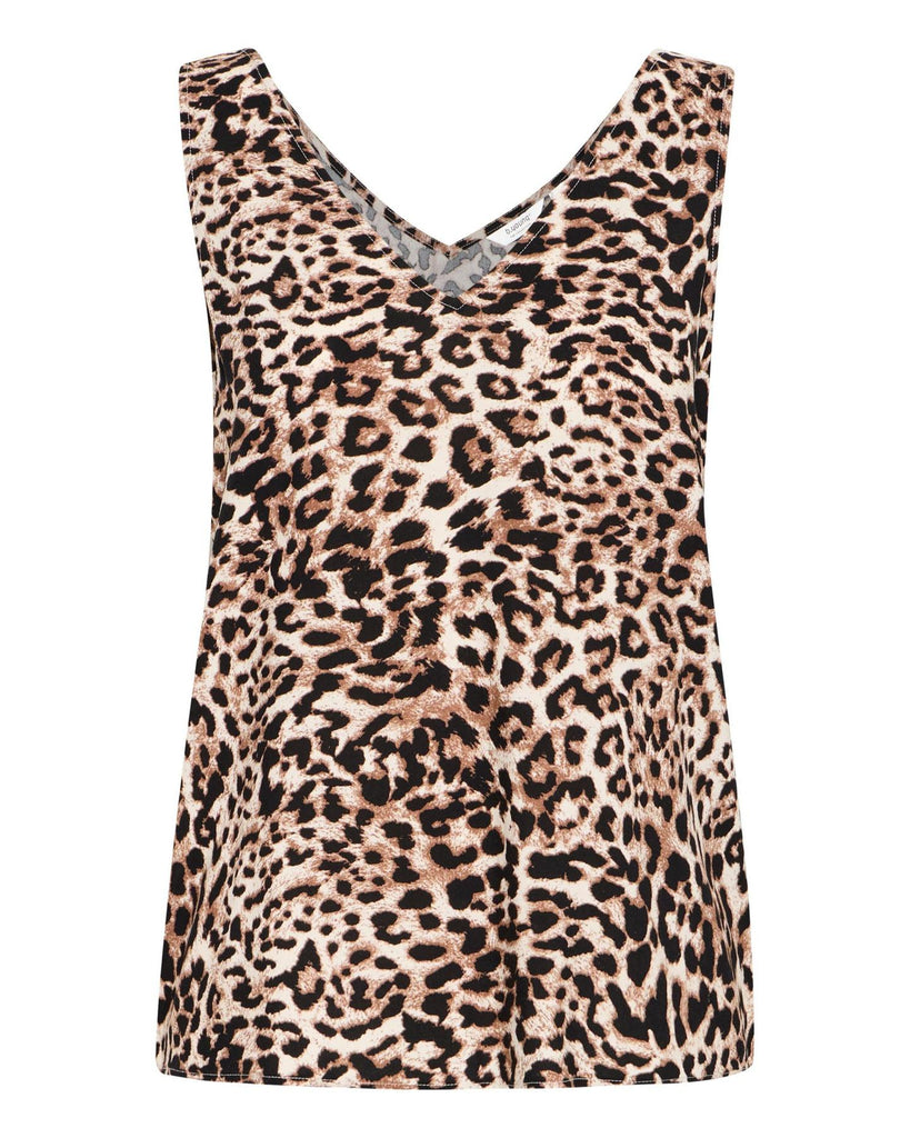 Joella v-neck top birch leopard – timeless women’s fashion from C&K, an independent lifestyle store in Settle, North Yorkshire.