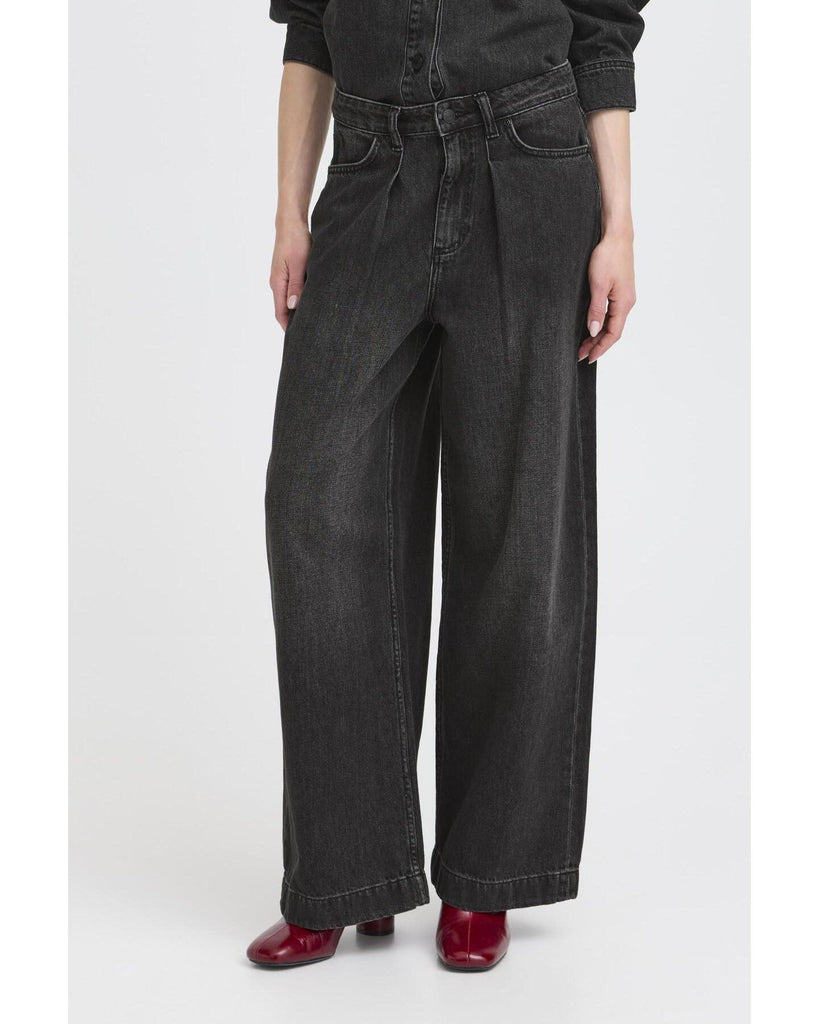 Kanoa Wide Jeans – timeless women’s fashion from C&K, an independent lifestyle store in Settle, North Yorkshire.