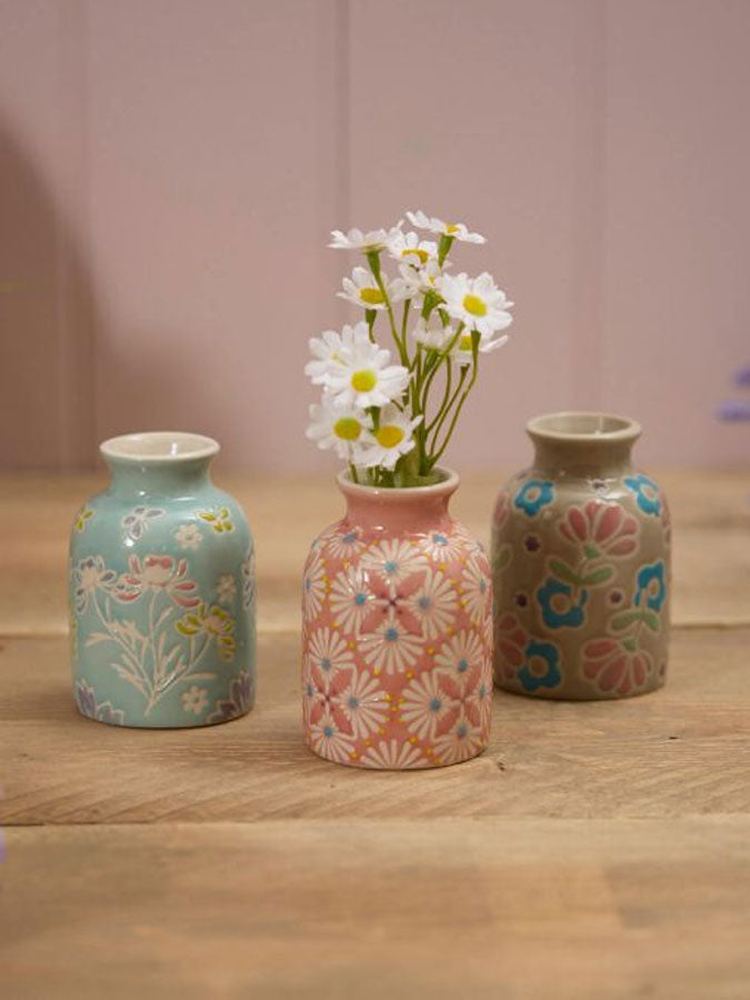 Stoneware Abstract Design Vase Grey – thoughtful gifts and beautiful finds from C&K, an independent lifestyle store in Settle.