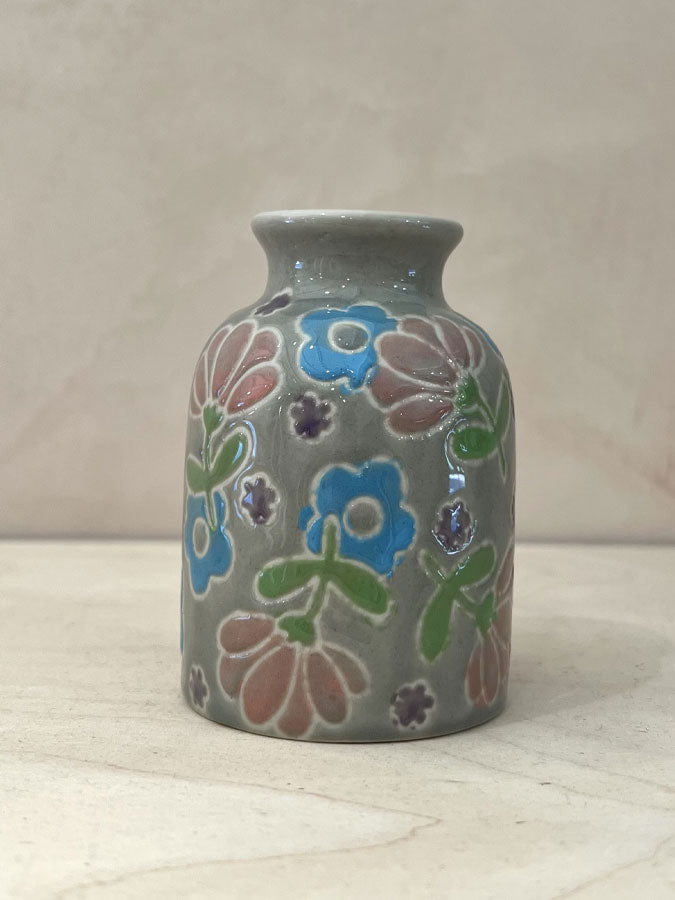 Stoneware Abstract Design Vase Grey – thoughtful gifts and beautiful finds from C&K, an independent lifestyle store in Settle.