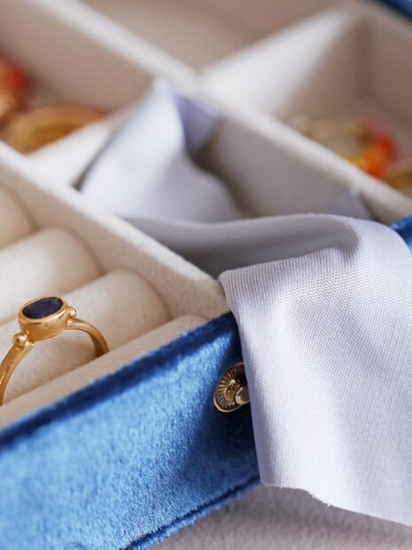 Navy Blue Velvet Rectangular Travel Jewellery Case – thoughtful gifts and beautiful finds from C&K, an independent lifestyle store in Settle.