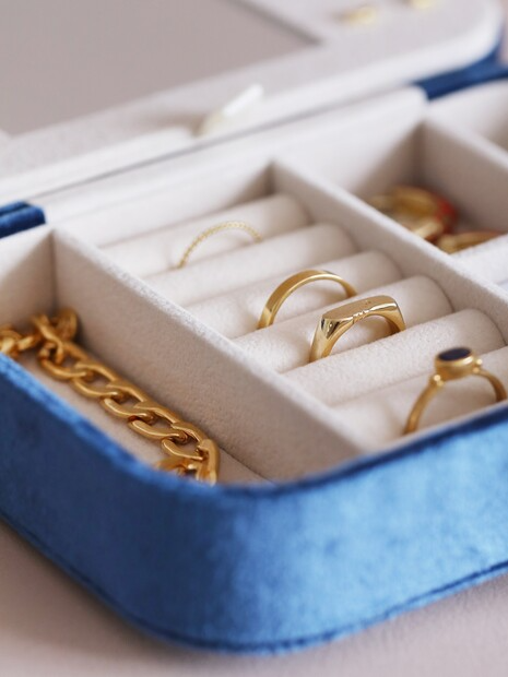 Navy Blue Velvet Rectangular Travel Jewellery Case – thoughtful gifts and beautiful finds from C&K, an independent lifestyle store in Settle.