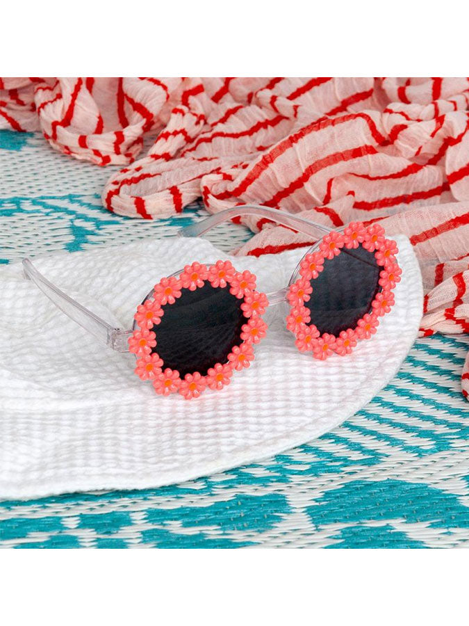 Pink Daisy Glasses – thoughtful gifts and beautiful finds from C&K, an independent lifestyle store in Settle.