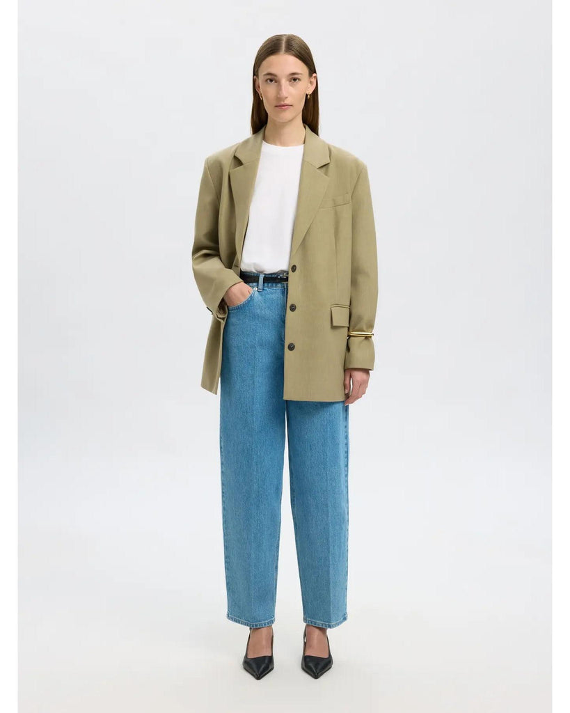 Barrel Liva-Kori High Waisted Jeans – timeless women’s fashion from C&K, an independent lifestyle store in Settle, North Yorkshire.