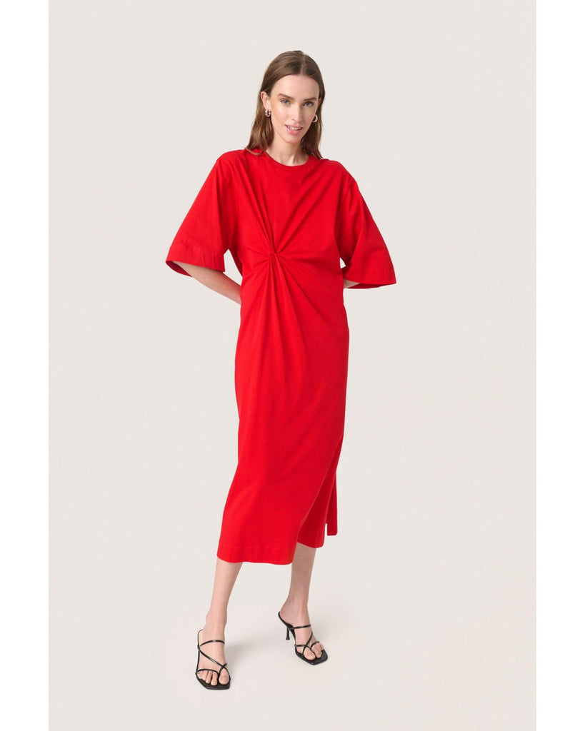 Aeve Knot Dress - Goji Berry – timeless women’s fashion from C&K, an independent lifestyle store in Settle, North Yorkshire.