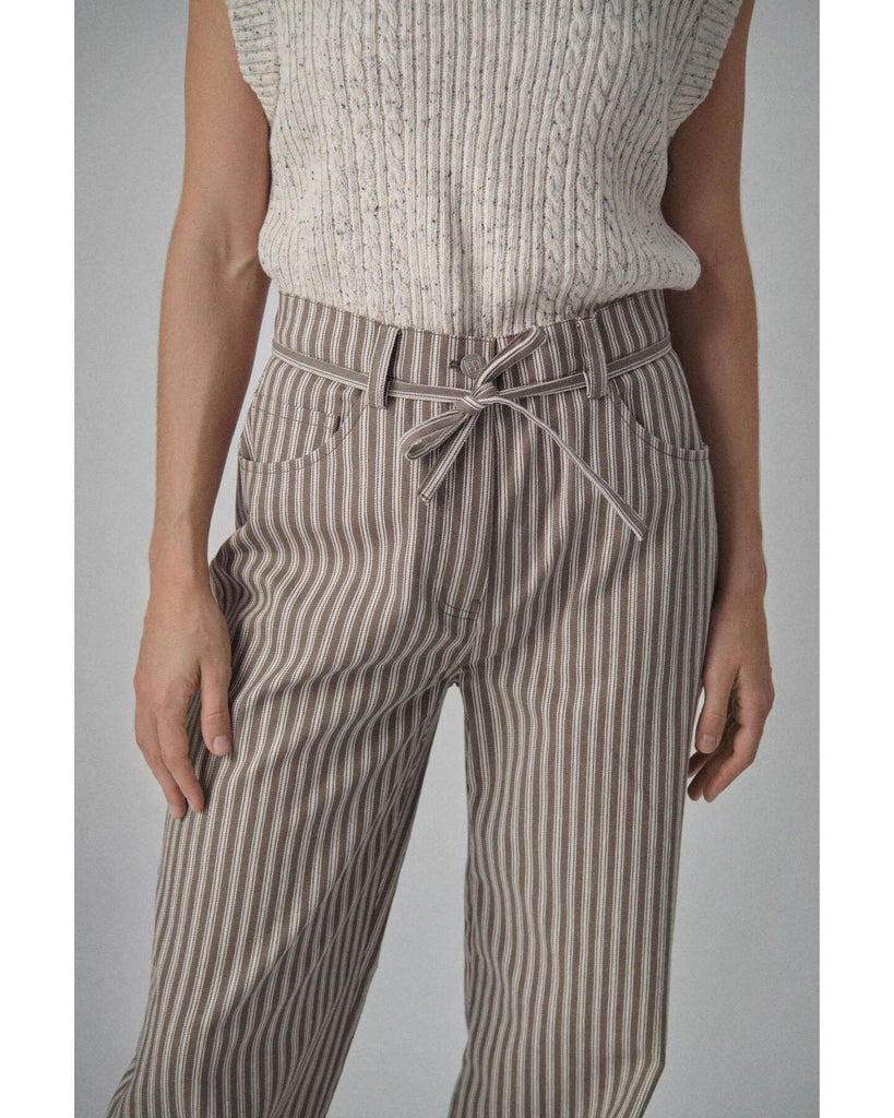 Nymphadora Slipover Broken White – timeless women’s fashion from C&K, an independent lifestyle store in Settle, North Yorkshire.