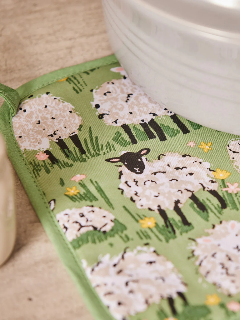 Woolly Sheep Pot Mat – quality kitchenware & dining essentials by C&K, an independent lifestyle store in Settle.