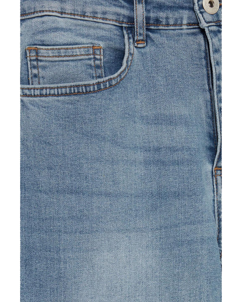 Twiggy Raven Jeans Light Blue – timeless women’s fashion from C&K, an independent lifestyle store in Settle, North Yorkshire.